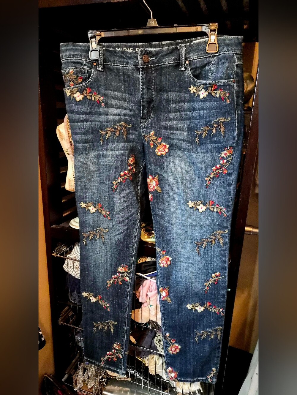 Laurie Felt - Classic Denim All-Over Embroidered Slim Leg Jeans - Denim Blue